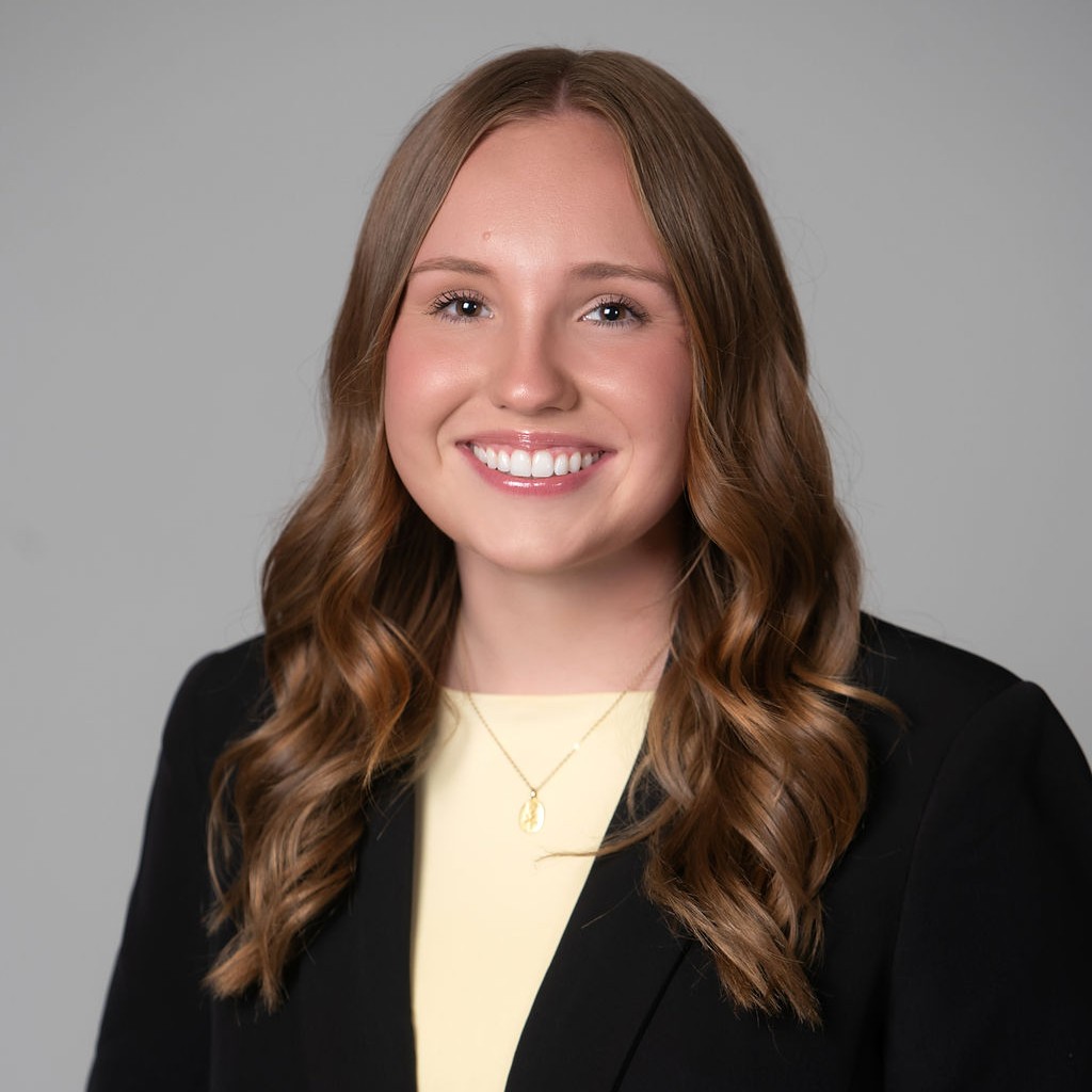Jordyn white headshot